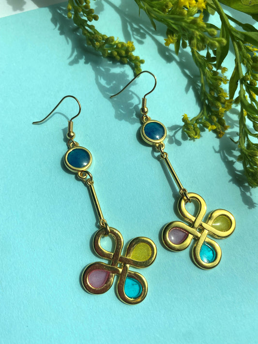 Infinity Oorhangers